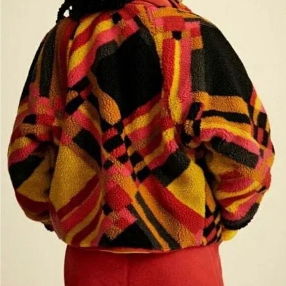 New FREE PEOPLE ROCKY RIDGE FLEECE JACKET
SIZE S
Retail $286 - Picture 5 of 12